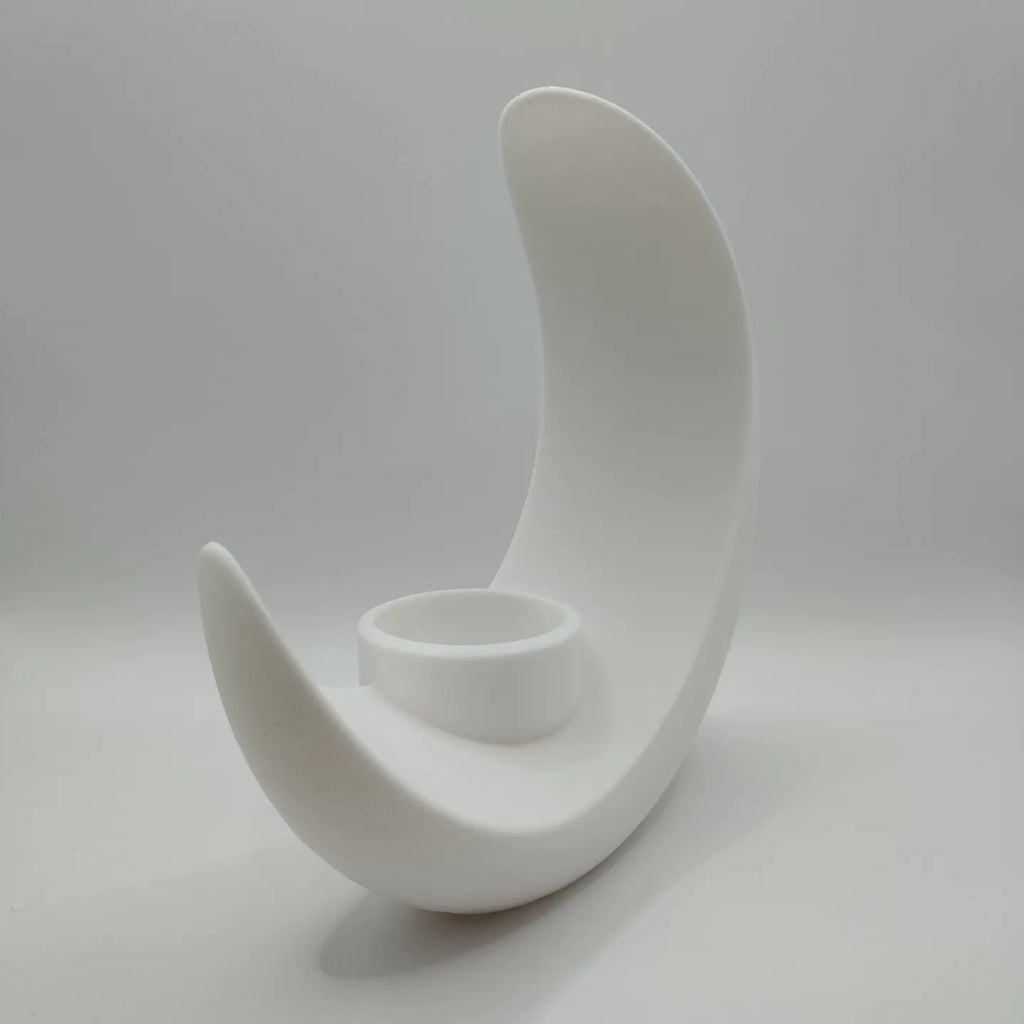 Objet décoratif en forme de croissant de lune  vase  récipient