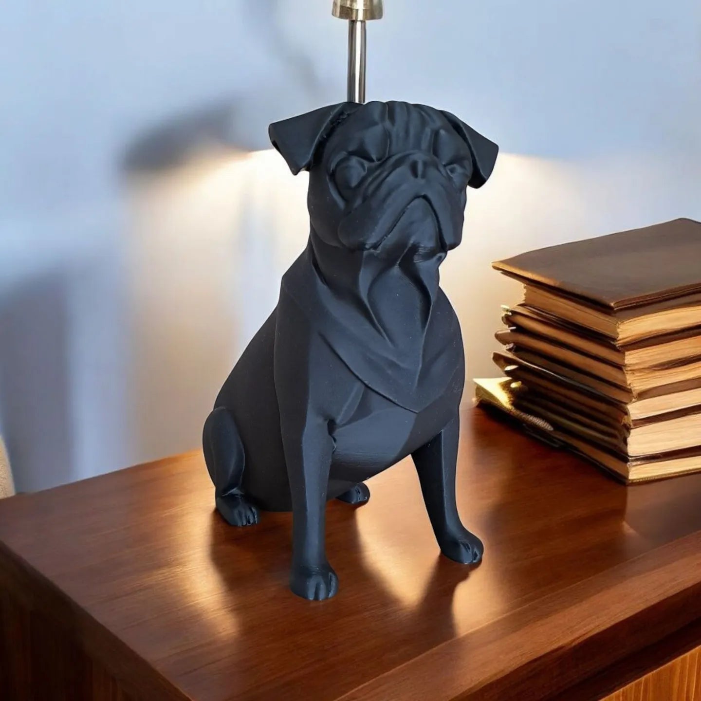 Sculpture de carlin Épurée  statuette de carlin