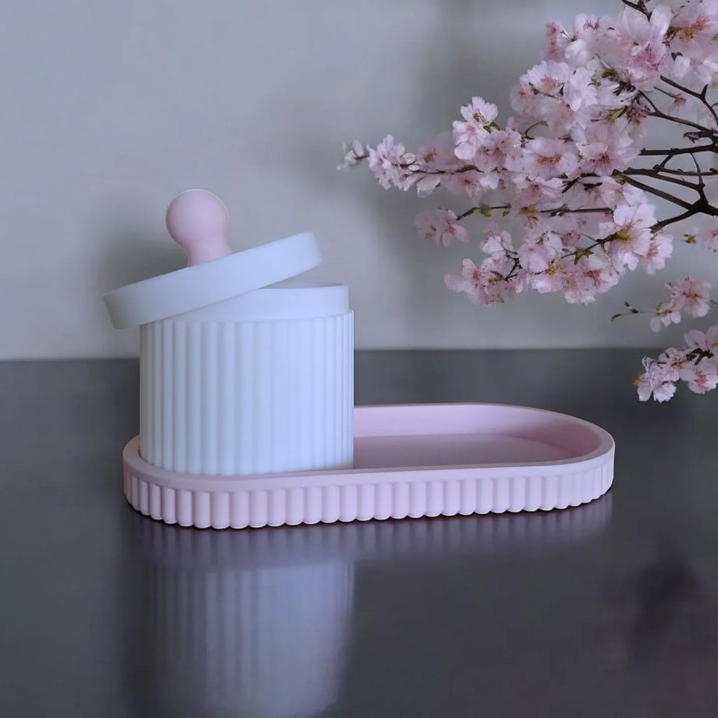 Ensemble de bijoux et d'organisateur de salle de bain côtelé
