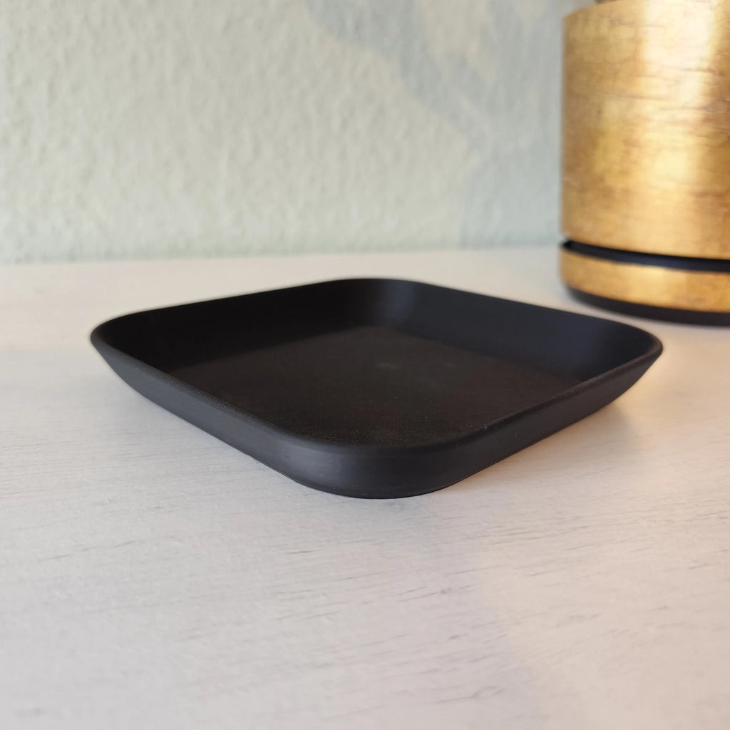 Plateau attrape-tout carré design