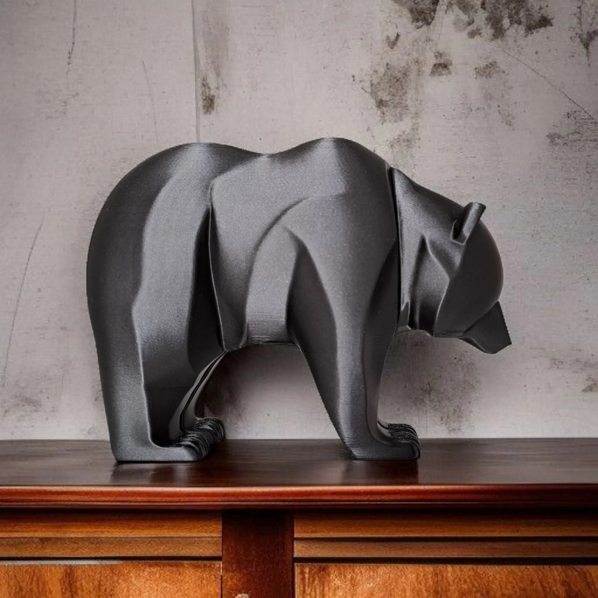 Sculpture d'ours au design Épurée