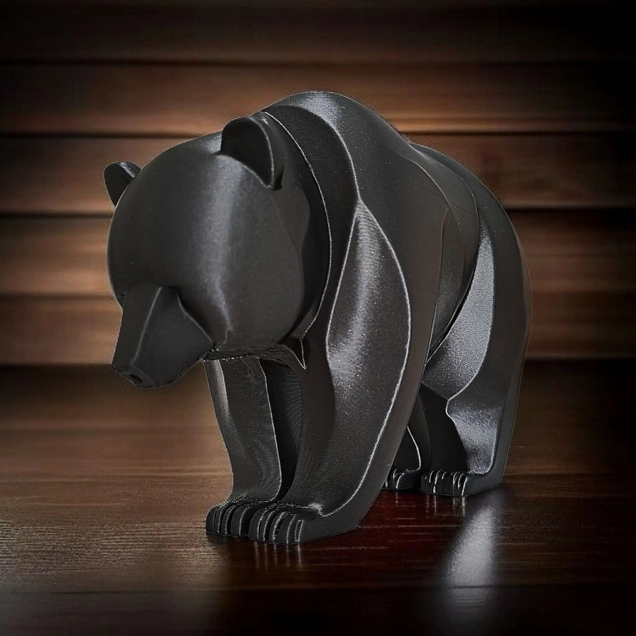 Sculpture d'ours au design Épurée