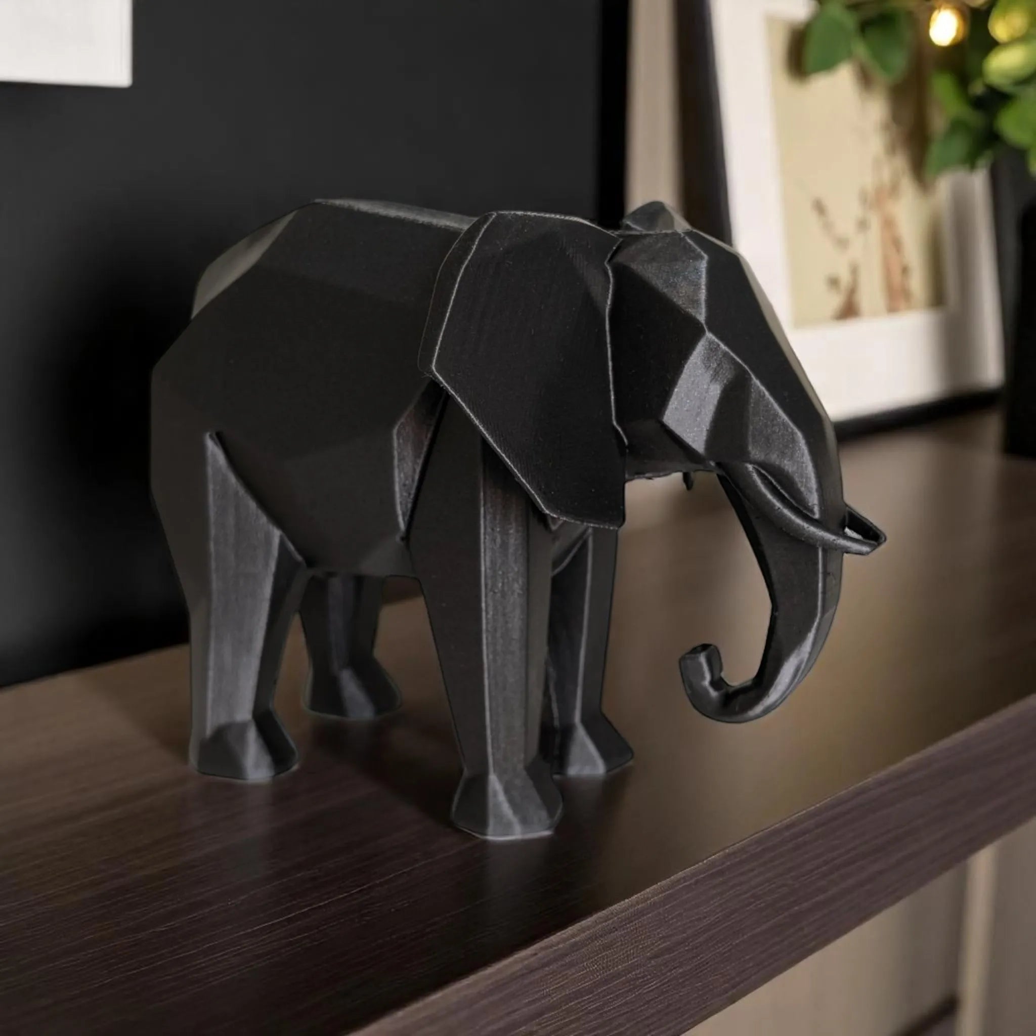 Statue d'éléphant Géométrique Épurée Moderne