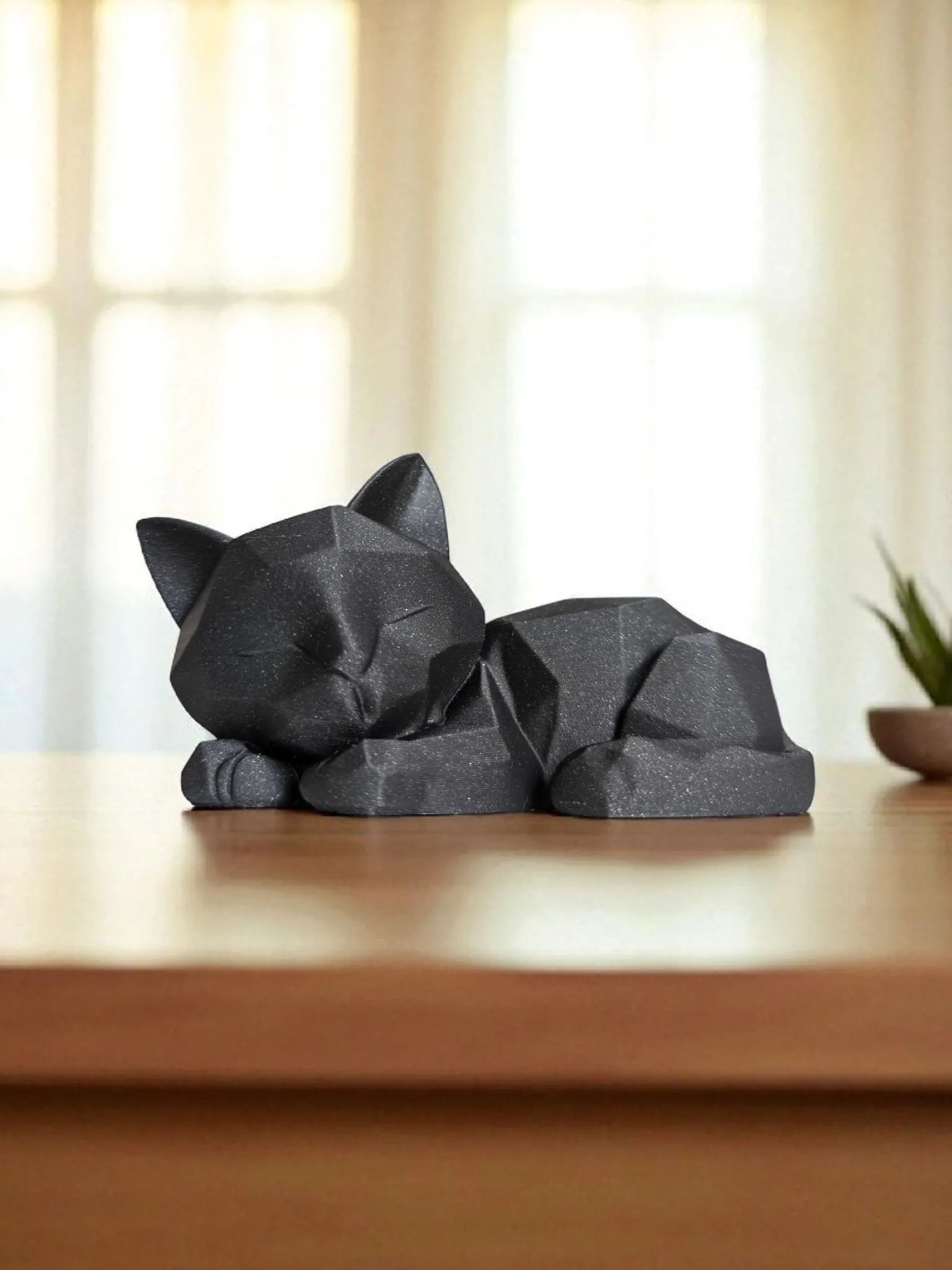 Adorable Chaton Polygonal Endormi