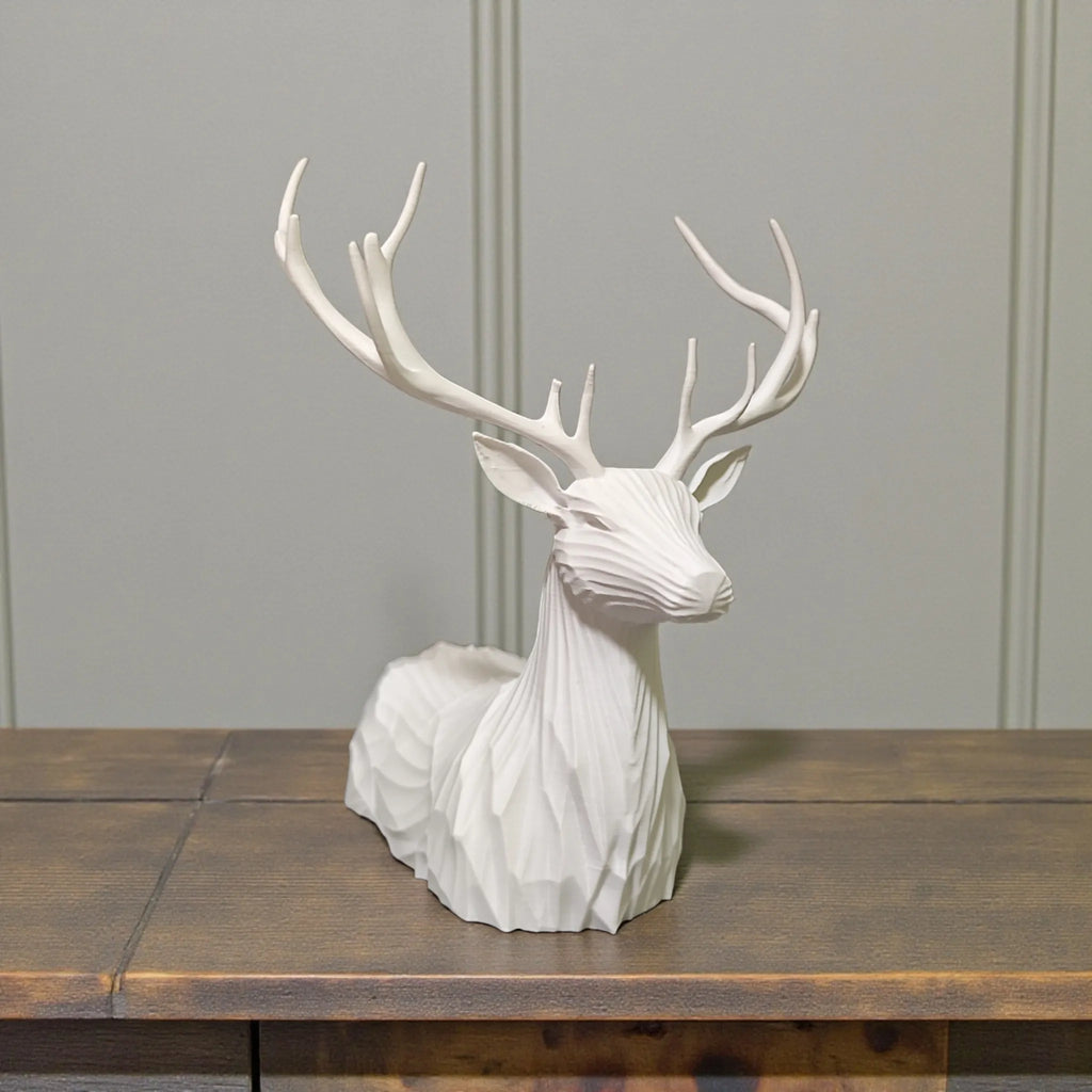 Sculpture abstraite de cerf