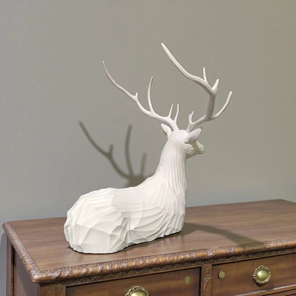 Sculpture abstraite de cerf
